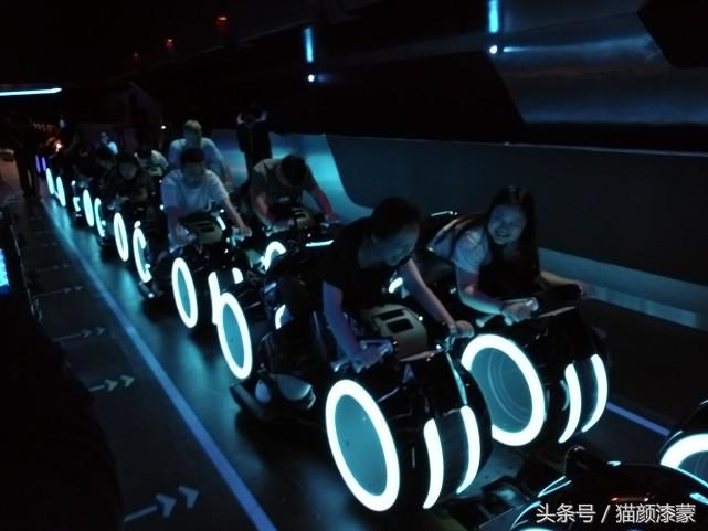 锐丽异类的上海之旅:坚果Pro畅玩迪士尼