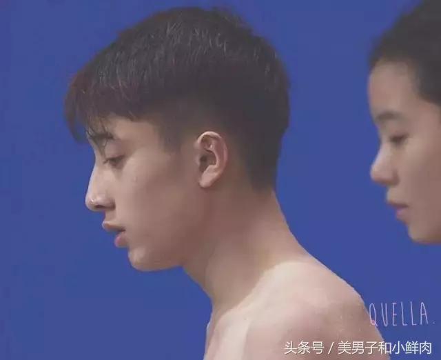 跳水运动员高颜值,跳水冠军练俊杰帅吗