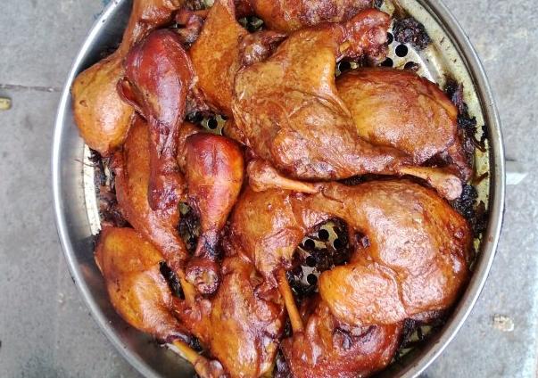 一品黄山天高云淡,一品黄山犹如仙境