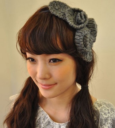 扎头发花苞头教程图解,花苞头的简单扎法蓬松中长发