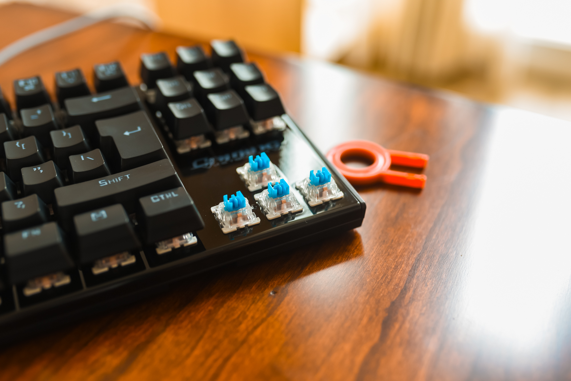 百元价位带背光的键盘,百元左右的机械键盘测评