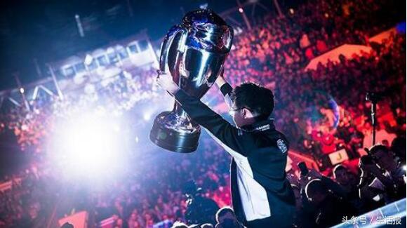 黑龙江早新闻：哈市未来3天或有雷暴冰雹；醉汉报假警称着火怕受罚假戏真做玩“纵火”