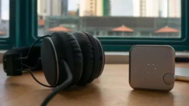 耳朵的位置特点写一段话,耳朵的位置作文