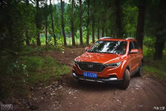 1.6l自然吸气的suv走长途够不够用,比较实用的一款车奔腾x40用车感受