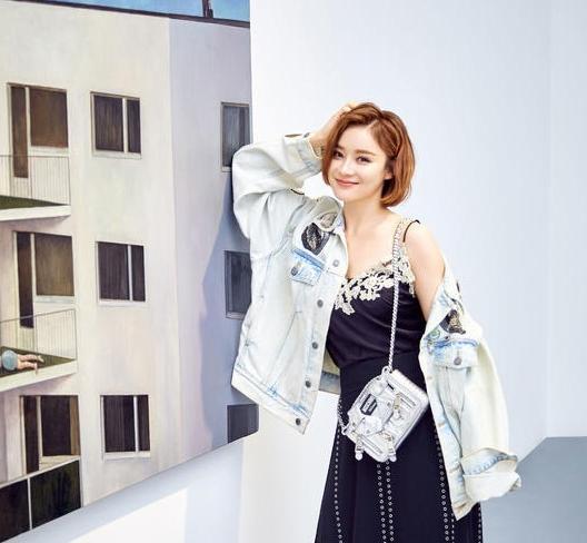 骞磋交鏃跺皻鍊煎緱璐拱鐨勫ぇ鐗屽寘,鏃跺皻涓嶄細杩囨椂鐨勫寘鎺ㄨ崘