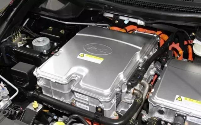 我们究竟需要一台怎样的电动车？全新比亚迪e6400给你答案！