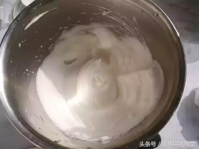 戚风蛋糕使用的是什么成型方法,手把手教你海绵蛋糕做法