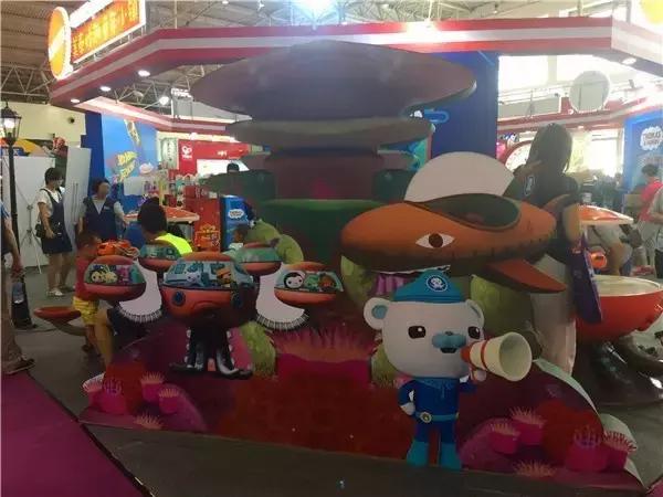 粑粑麻麻带娃去哪里玩,粑粑麻麻带娃去旅行