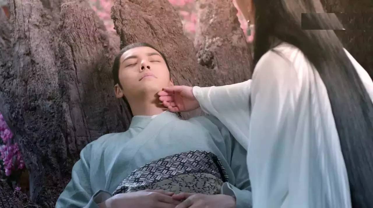 醉玲珑开播盛典陈伟霆做动作,陈伟霆在醉玲珑中被吐槽