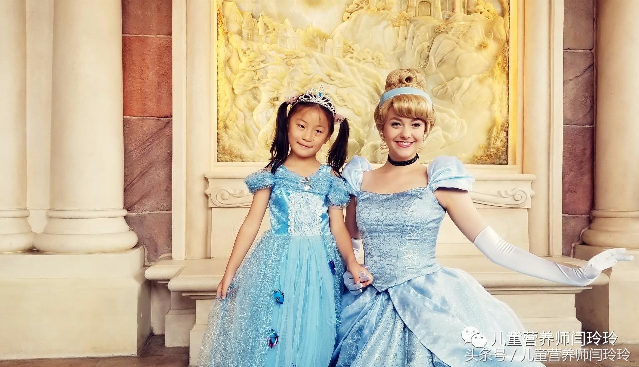 迪士尼实现小朋友们的公主梦,迪士尼是每个女孩的公主梦