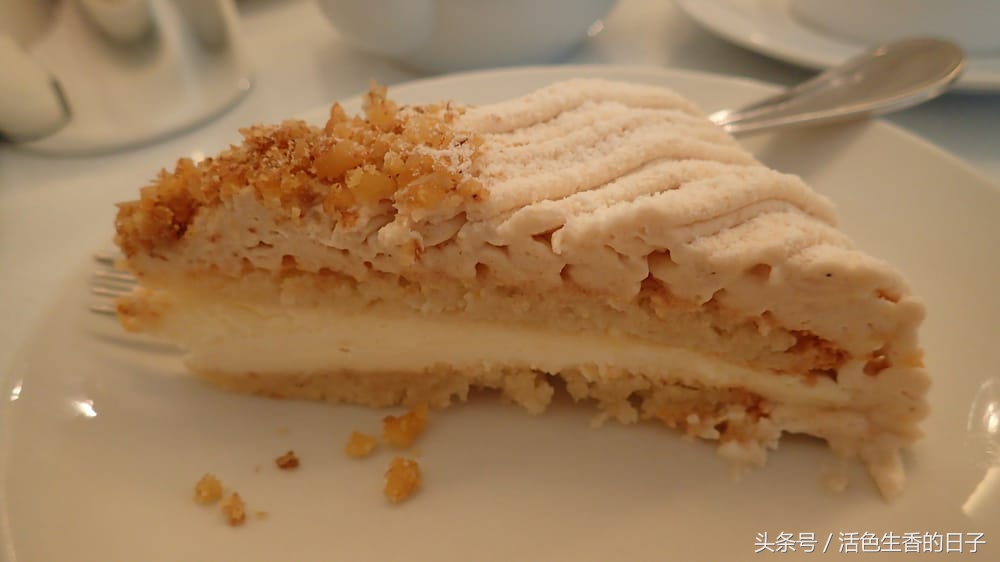 甜品中的爱马仕叫什么牌子,甜品界的爱马仕泡芙送货上门