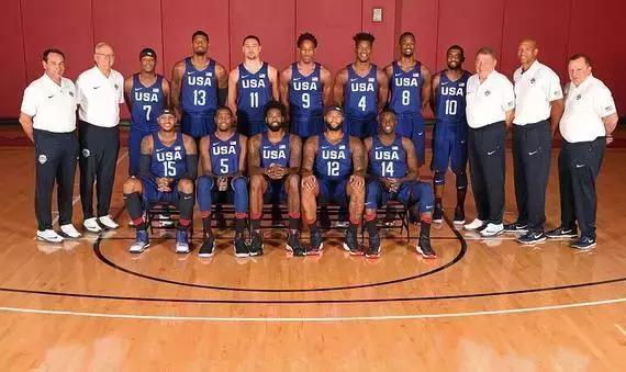 为荣誉而战，美国队配色球鞋大盘点