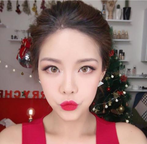 美妆达人教你如何画好看的唇妆,韩国美妆博主教程