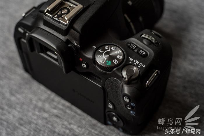 佳能200d画质怎么样,佳能200d一代参数怎么调好看