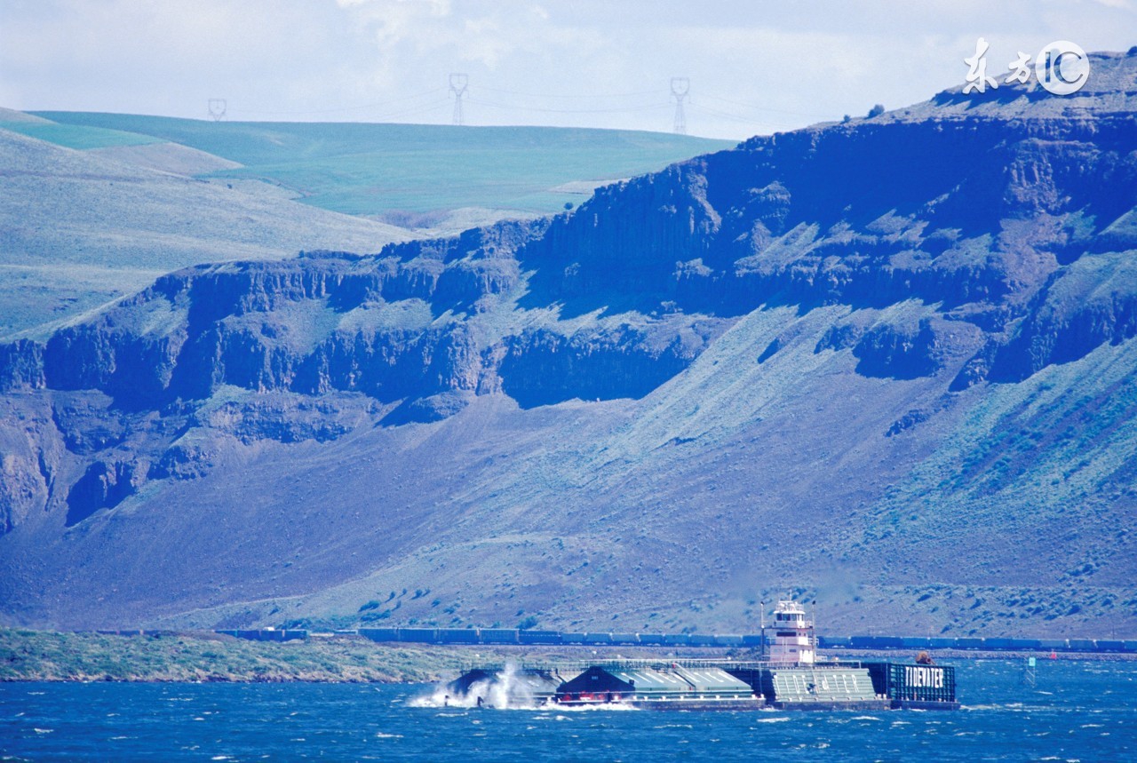 互联网草根创业者如何月入十万,互联网创业如何做才能容易成功呢