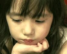 谢霆锋81岁老爸不仅能跟小女生恋爱，连复出拍戏都如此生猛