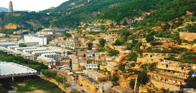 砥砺奋进的五年圣地延安今更美红色气质更迷人