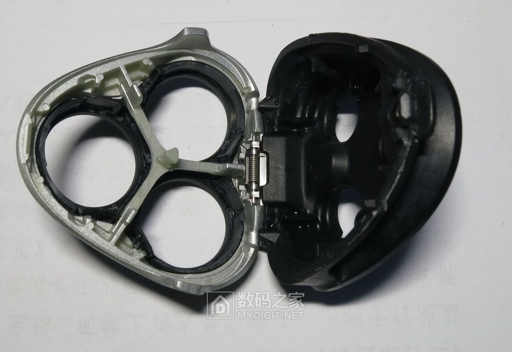 剃须刀真实体验,剃须刀触感飞利浦