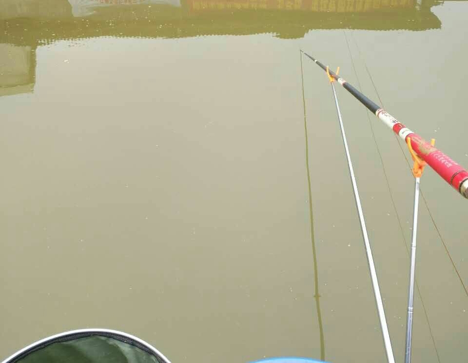 钓鱼时鱼缺氧,气压低鱼不沉底怎么钓