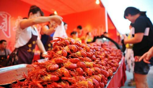 龙虾宴强势来袭,龙虾火爆来袭