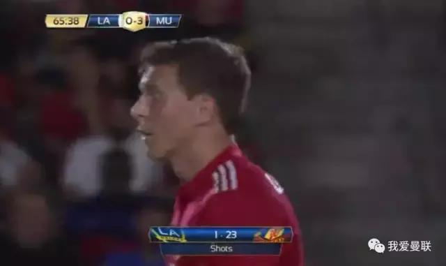拉什福德18分钟双响,曼联首秀大胜银河!但穆帅要开吹风机了