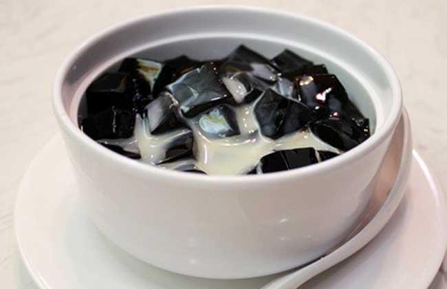 天气太热来碗自制的龟苓膏,自制龟苓膏做法大全