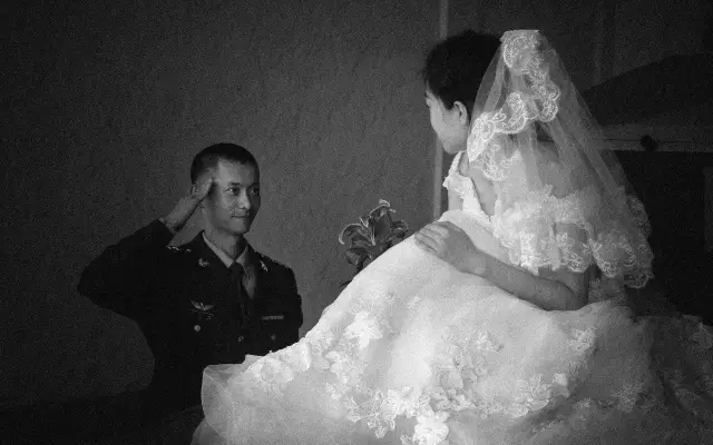 濡傛灉浣犵殑鐢锋湅鍙嬫槸鍐涗汉,鐢锋湅鍙嬫槸鍐涗汉鎬庝箞瀹樺