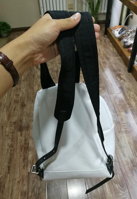 骞磋交鏃跺皻鍊煎緱璐拱鐨勫ぇ鐗屽寘,鏃跺皻涓嶄細杩囨椂鐨勫寘鎺ㄨ崘