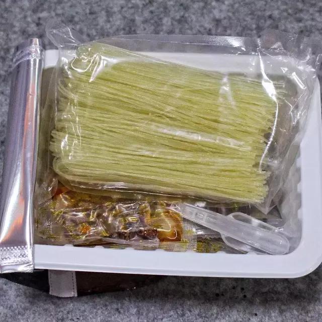 随时随地一壶热水就能吃上的美味螺蛳粉,我们帮你找好了!饿了么?