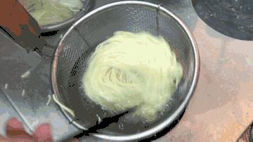 不得了！火影忍者鸣人最爱的正版一楽拉面空降乐峰广场~还有忍者拉面套餐等你来战！