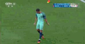 不想和傻子一起踢，你踢球最怕遇到什么样的队友？