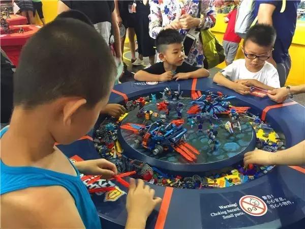 粑粑麻麻带娃去哪里玩,粑粑麻麻带娃去旅行