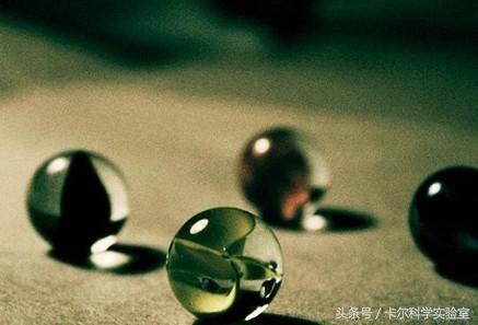 每天凌晨楼上都有高跟鞋和拖家具的噪声,他只能出大招了!卡尔科学实验室第354期