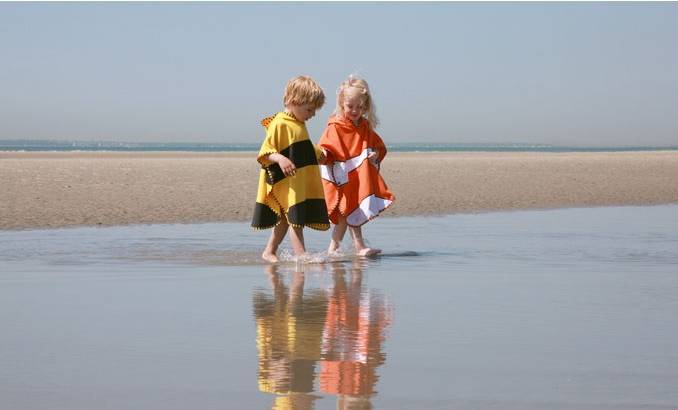 带孩子去海边旅行带什么必备品,去海边必备物品清单小孩一日游