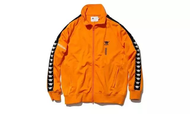 一串字logo,一串字母的衣服商标