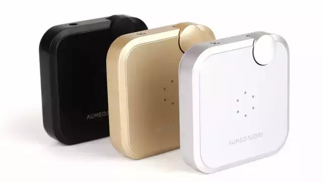 耳朵的位置特点写一段话,耳朵的位置作文