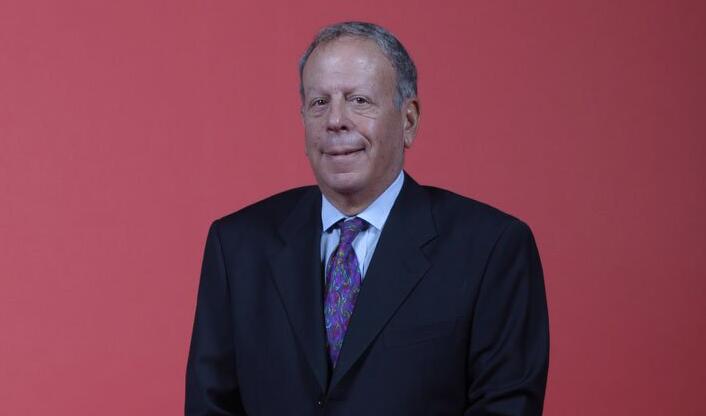 NBA早报：球哥因伤将缺席夏联决赛，火箭老板亚历山大决定出售球队，皮尔斯将以绿军球员身份退役