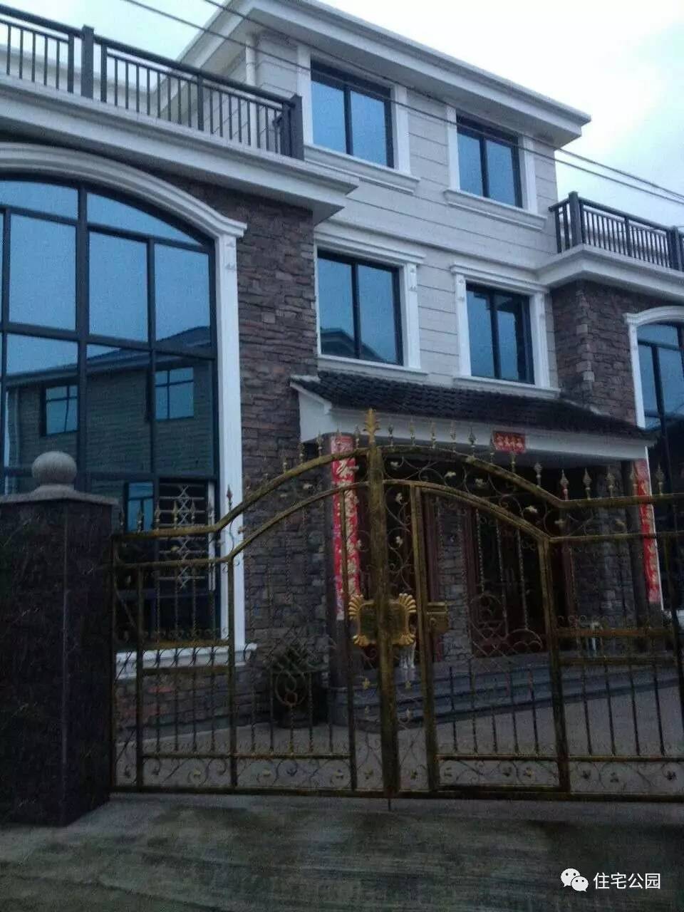 农村自建房双拼别墅4层,双拼自建房如何改为独栋