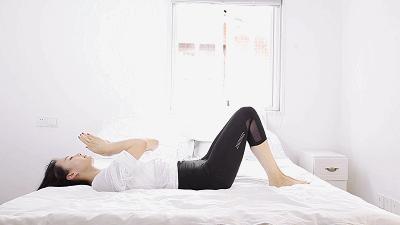 起床瑜伽助睡眠15分钟,起床有氧运动轻松一天