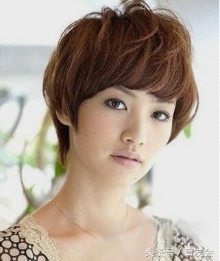 女性头顶头发稀少细软适合的发型,头发稀少细软50岁适合什么发型