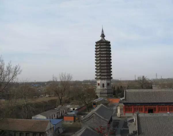 雪儿：细雨冥蒙风静柔，山青水绕巷深幽