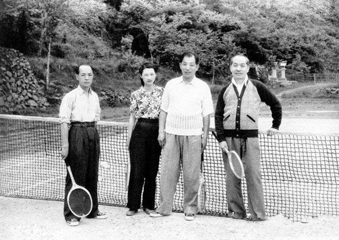 张学良的感情纠葛,张学良的一生感情经历