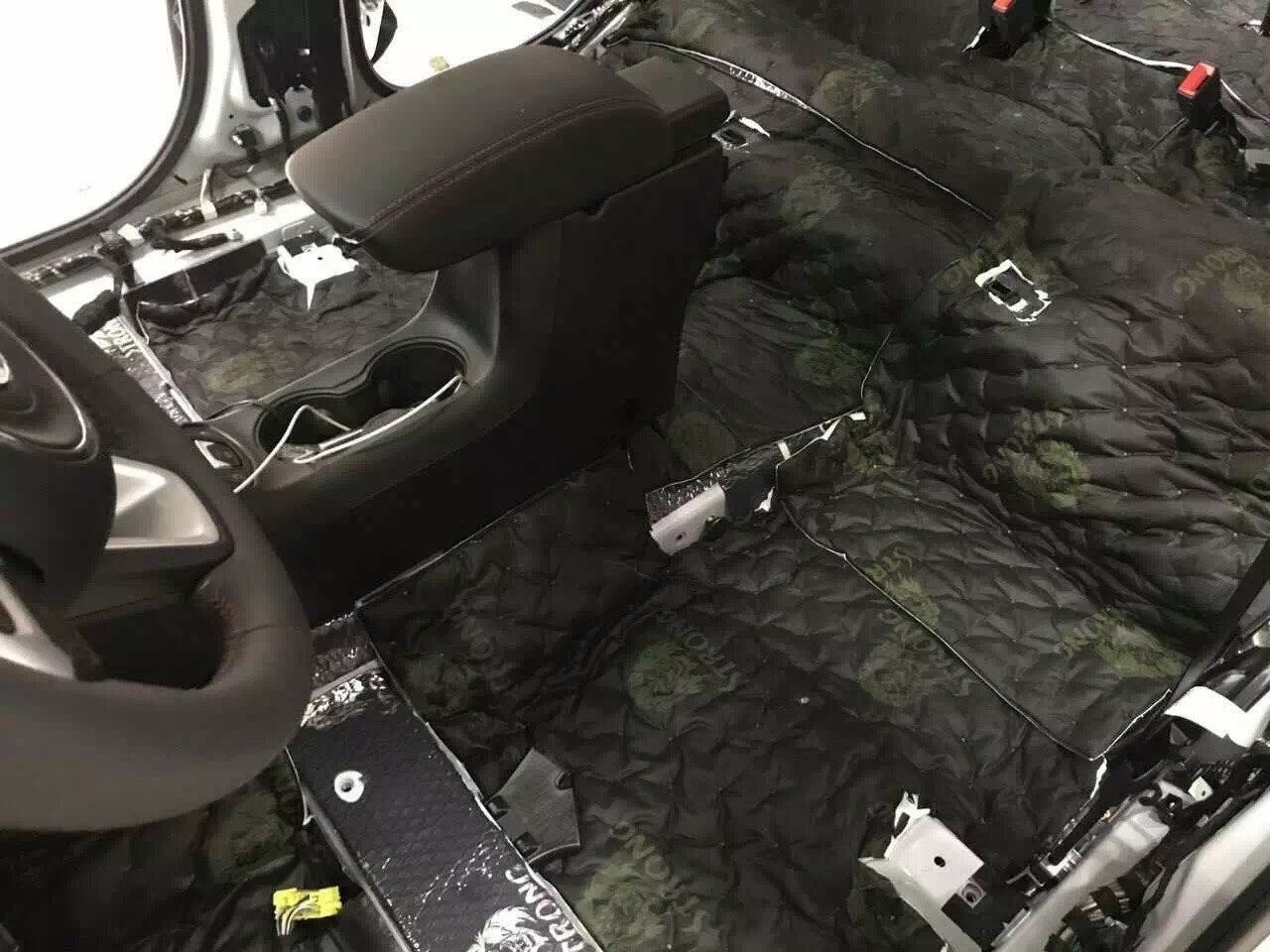 吉普指南者隔音,中山市jeep指南者隔音