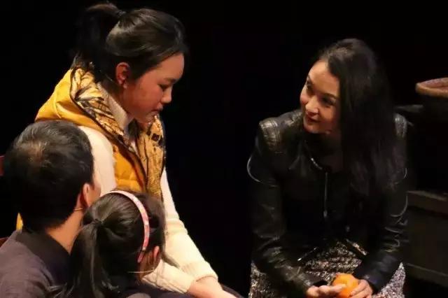 爱满蓉城丨全球首档公益互动体验心理剧真人秀《小艺的故事》成都站，期待您的体验！