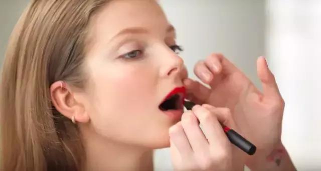 免费教化妆的老师,免费教化妆老师