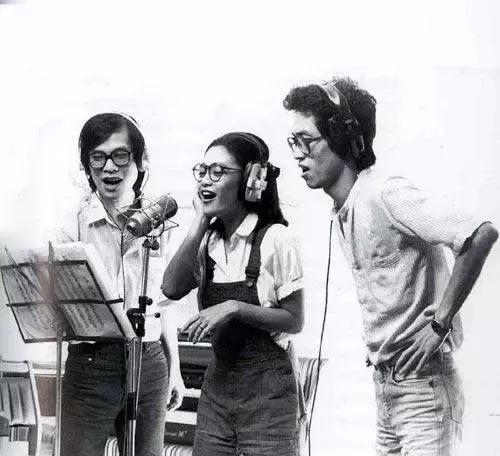 罗大佑十大经典老歌,罗大佑光阴的故事恋曲1990