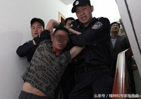 溜冰往后滑怎么办,溜冰总是往后摔倒