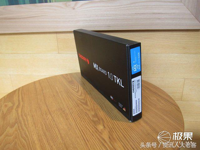 这就是“最正宗”的青轴了——CHERRYMXBOARD1.0TKL引发的思考