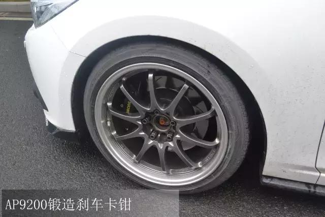 汽车改装的“鲍鱼”卡钳总有一款合你口味