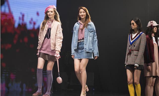 国民闺女关晓彤作品集合,国民闺女关晓彤直播视频